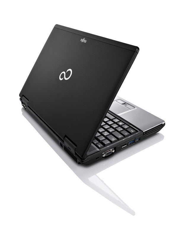 E782/i5-3320M 4GB 500GB 15.6 W7
