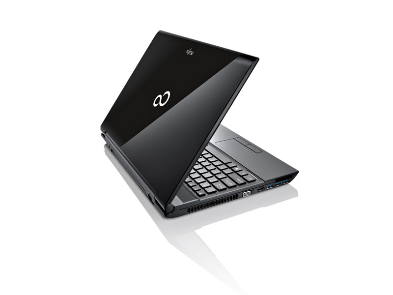 AH532 GL/15.6 i5-3210M 4GB 500GB W8