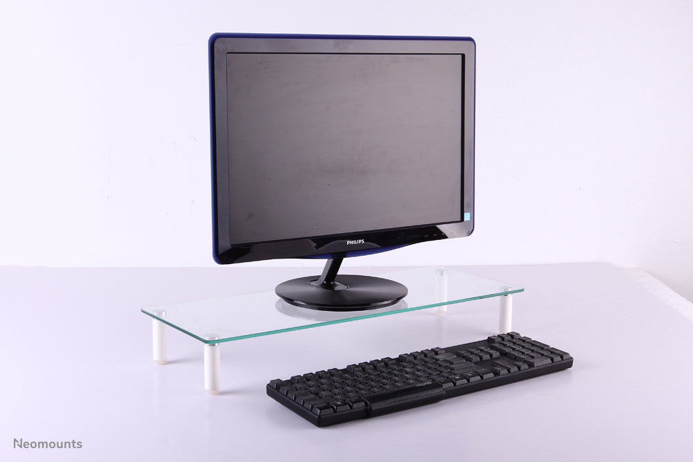 NewStar Monitor Raiser