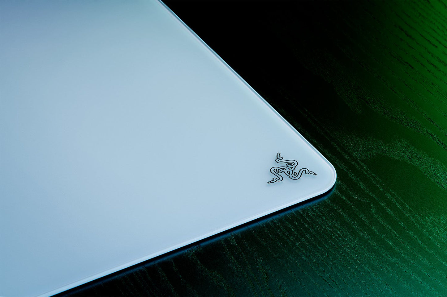 Razer Atlas - Premium Tempered Glass Mat - White