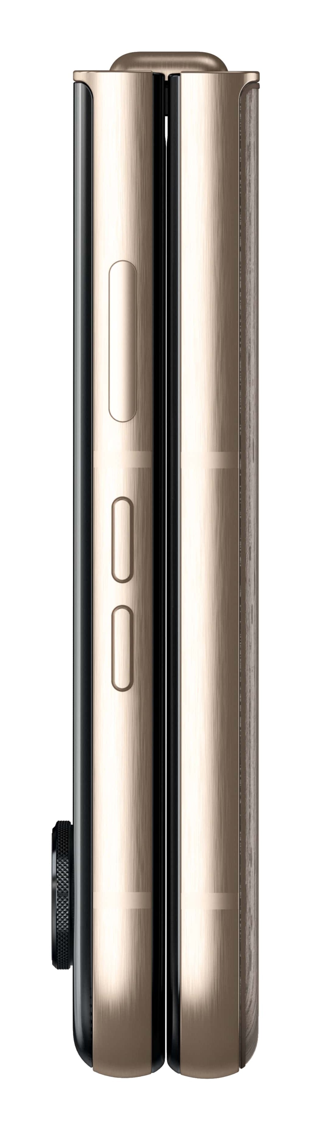 Motorola Razr 60 Ultra Mountain trail
