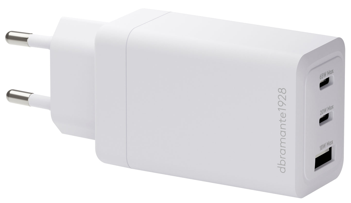 IT-EU W. Chrg-2xUSB-C 65W+1xUSB-A-W