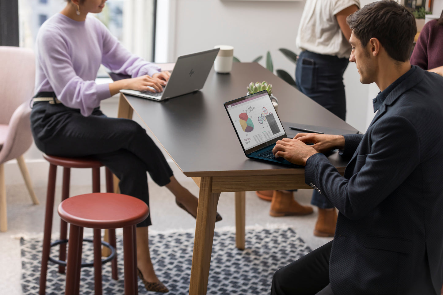 HP EliteBook Ultra G1 Q Qualcomm Snapdragon X Elite X1E-78-100 14inch 16GB 1TB SSD W+LBL UWVA 300 W11P 1yr Wrty