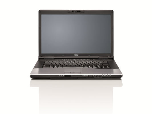E752/15.6 i3-2328M 4GB 320GB W8