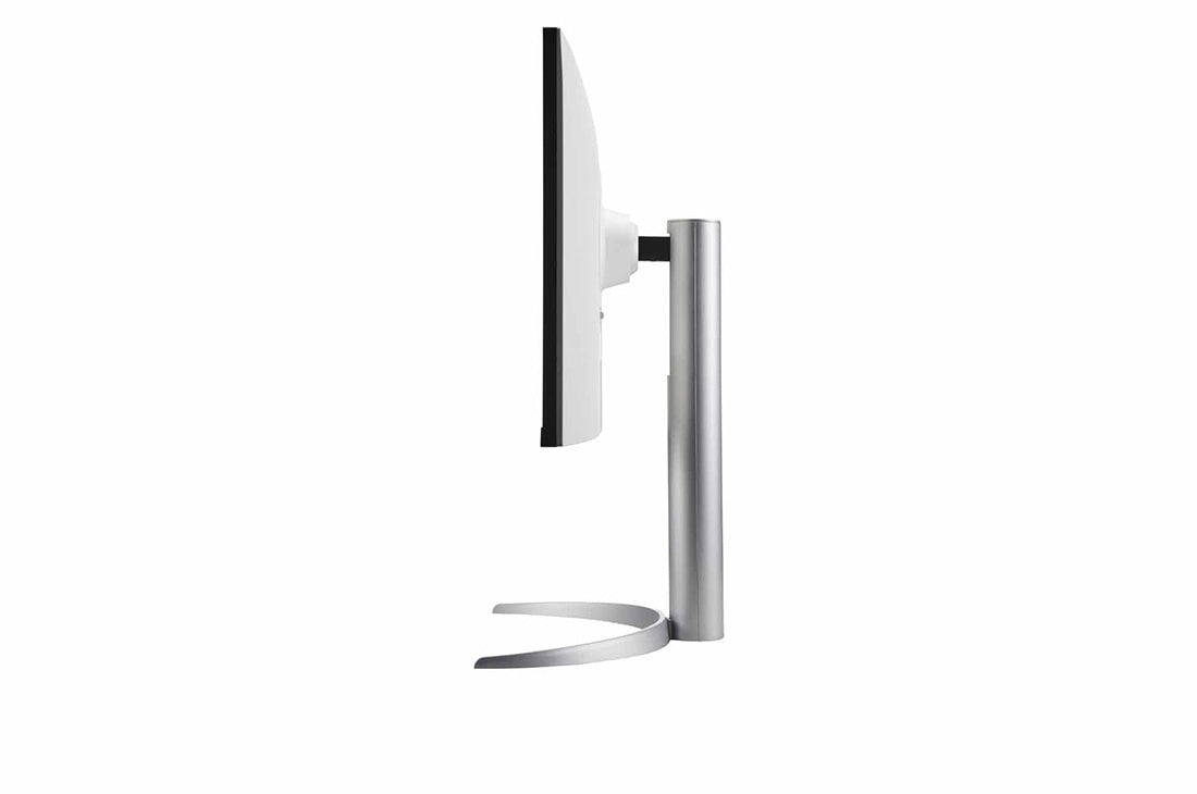 LG UltraFine 27 IPS UHD monitor, 60Hz, 5ms, 2x HDMI, DP, USB-C, AMD FreeSync