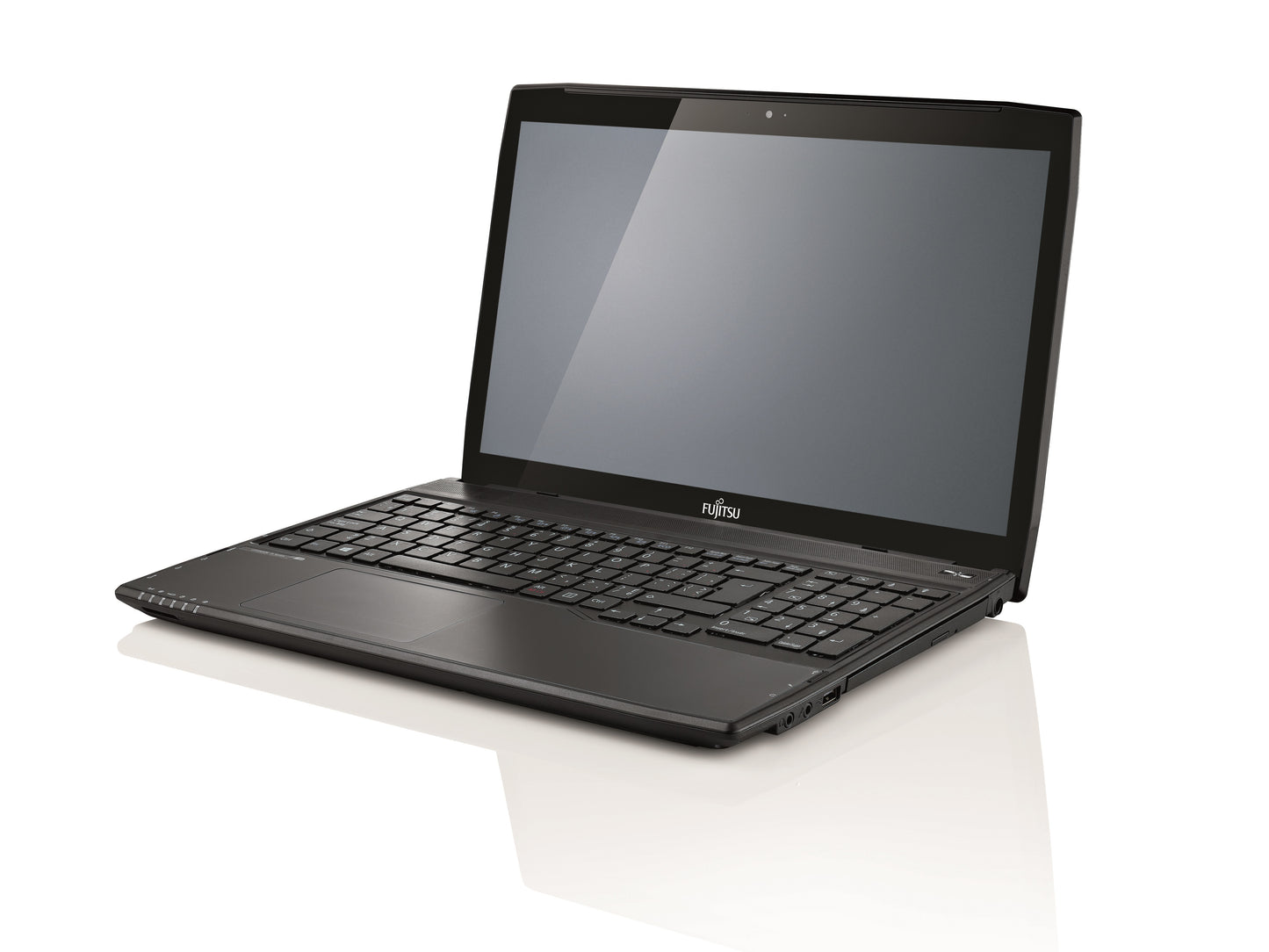 AH564 GL/15.6' i5-4200M 4GB 500GB W8.1