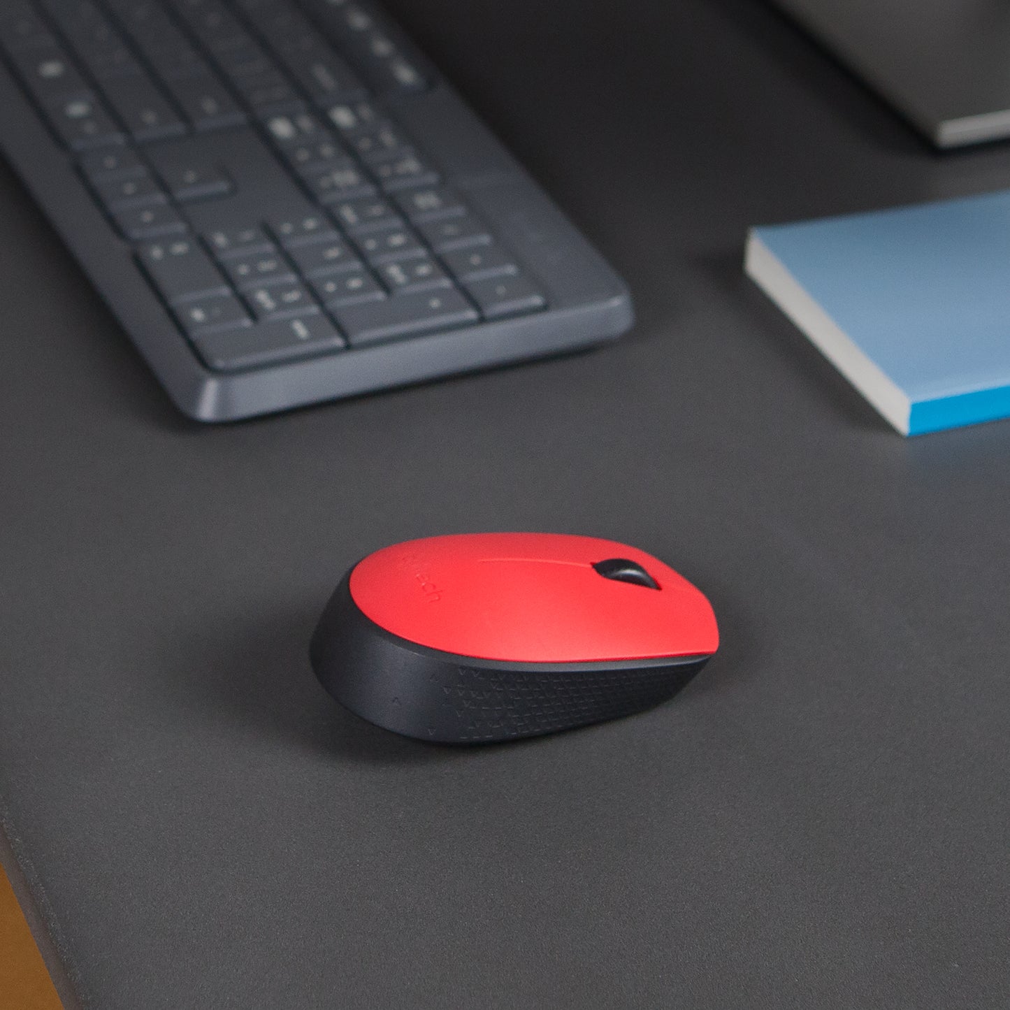 Logitech Wireless Mouse M171 Red