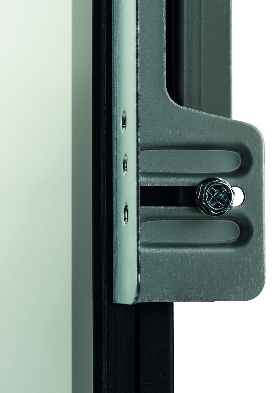 24i PCAP Bezel Free 10P Touch. 1920x1080. Anti-Fingerprint coating. VA panel. DisplayPort. HDMI. VGA. 315cd/m (with touch). 3000:1. 16ms. US