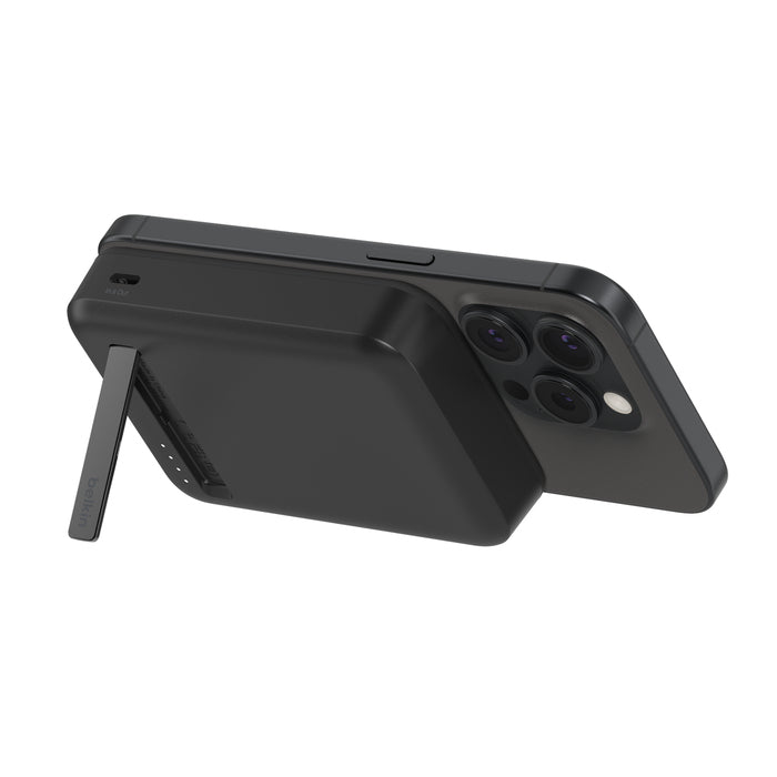 BELKIN 10k Qi2 MagSafe Compatible Powerbank with kickstand
