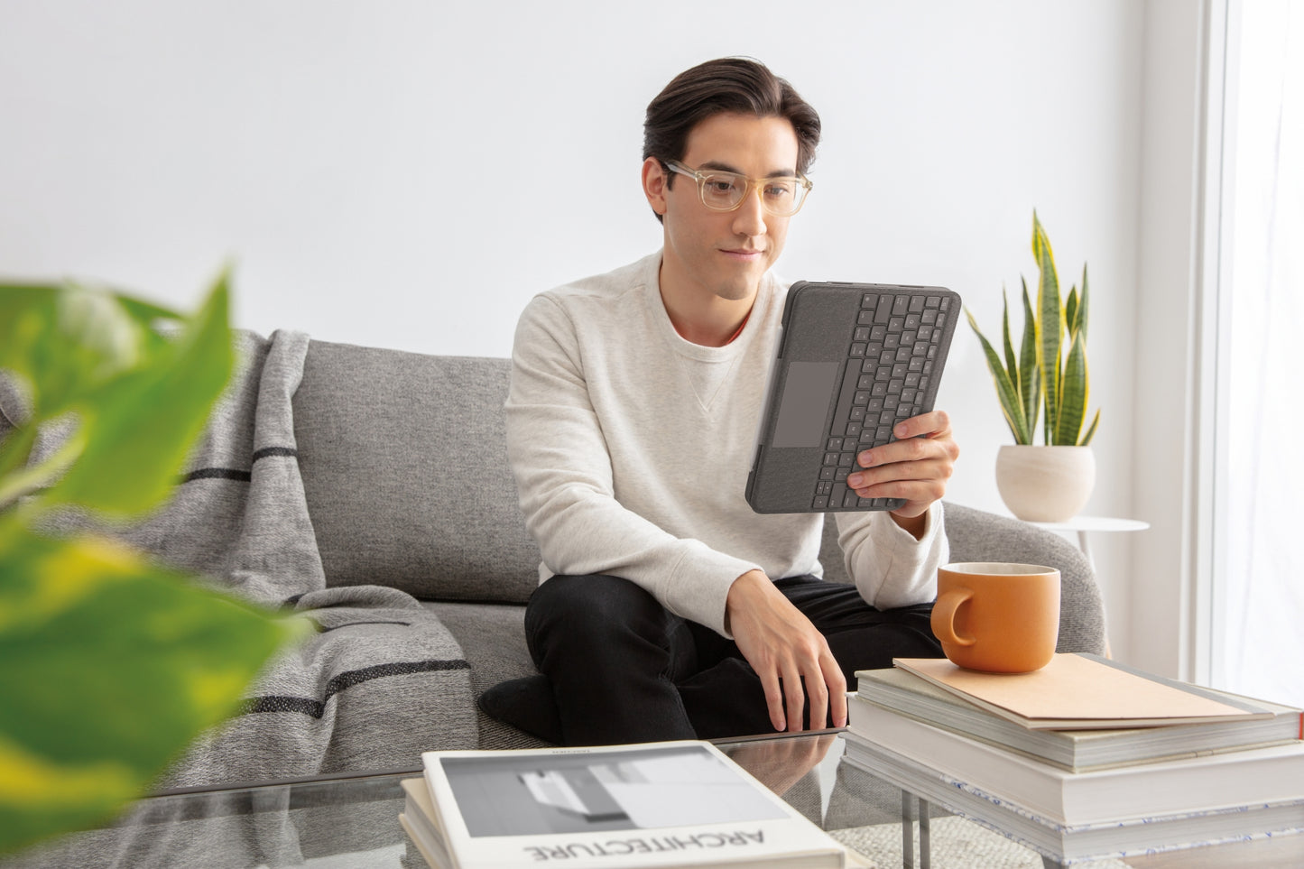 Logitech Folio Touch for iPad Air 11-inch (M2 & M3) & iPad Air (5th gen) - OXFORD GREY - Azerty
