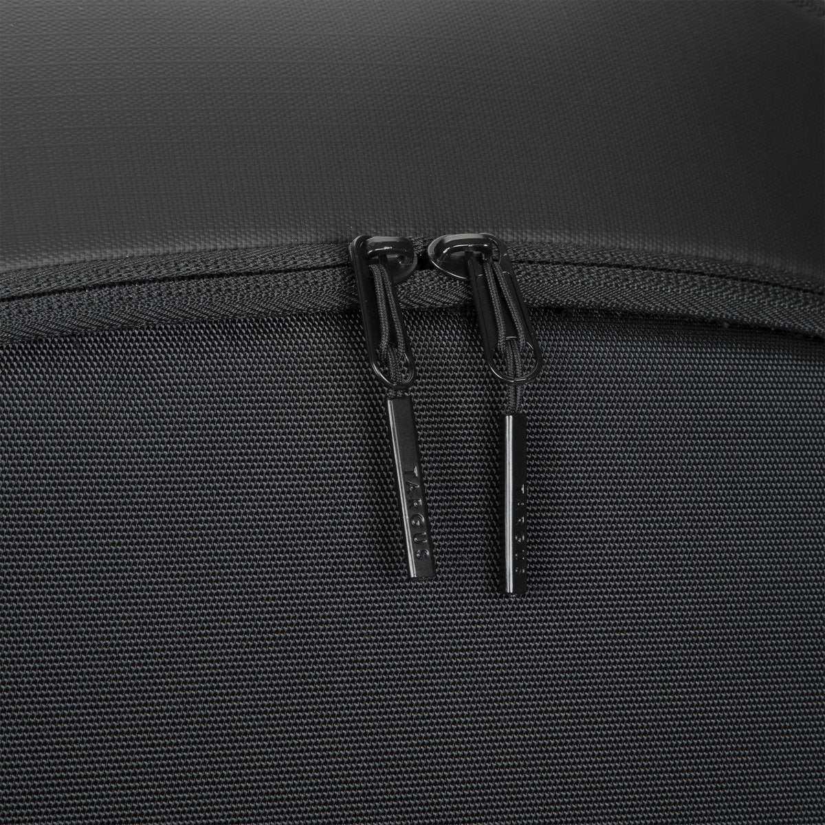 Mobile Tech Traveller 15.6in XL Backpack TBB612GL