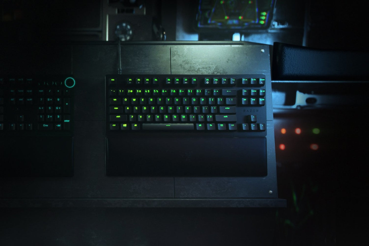 Razer Huntsman V2 Tenkeyless Analog Keyboard (Red Switch) - French Azerty Layout