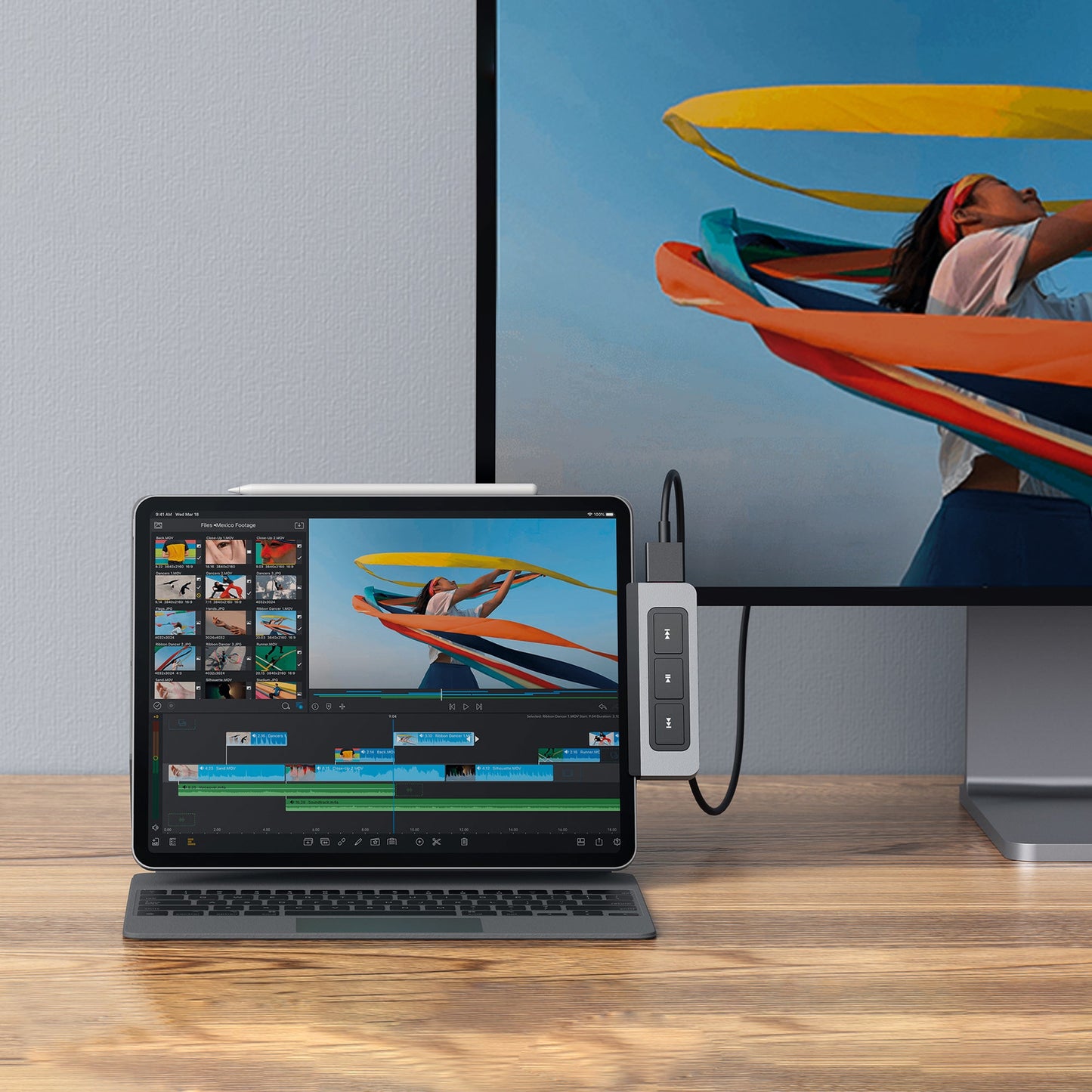 HyperDrive Media 6in1 USB-C Hub for iPad HD449