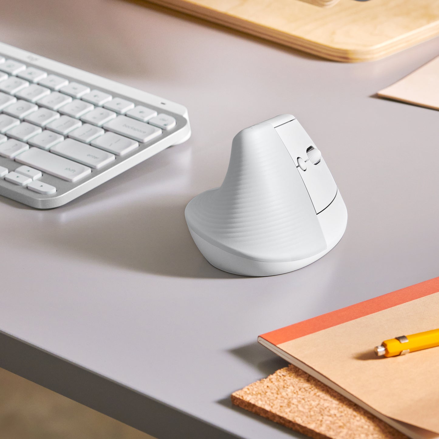 LOGITECH LIFT - OFF-WHITE/PALE GREY - EMEA