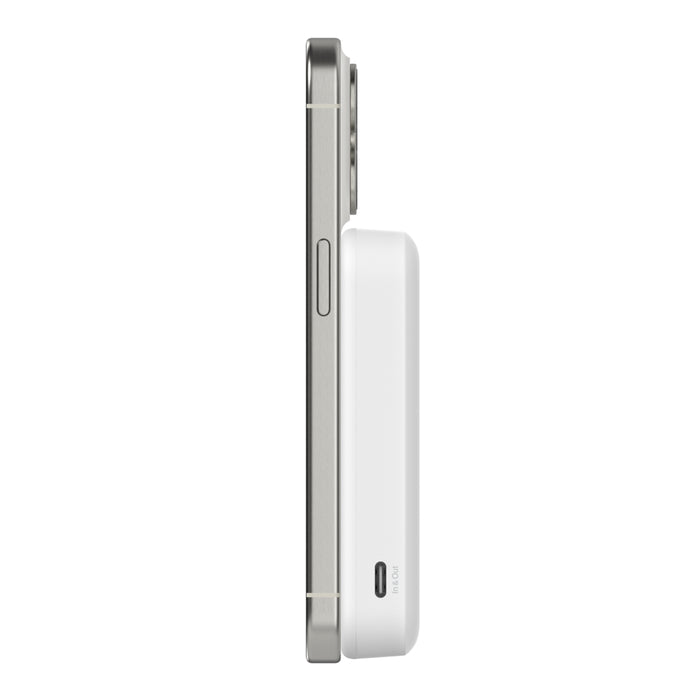 BELKIN 8k Qi2 MagSafe Compatible Powerbank with kickstand