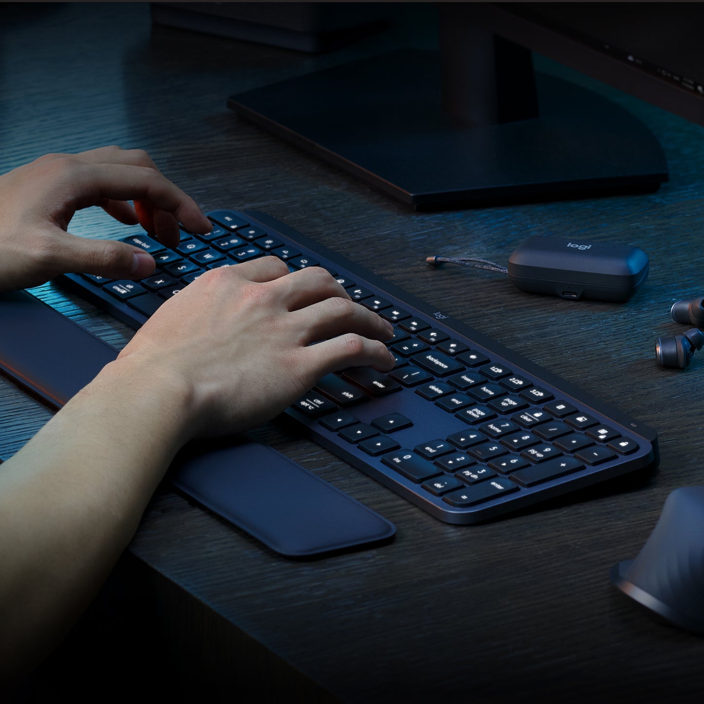 Logitech MX Keys S draadloos toetsenbord, BE Azerty, verlicht, Bluetooth, USB C oplaadbaar, voor Windows PC, Linux, Chrome, Mac