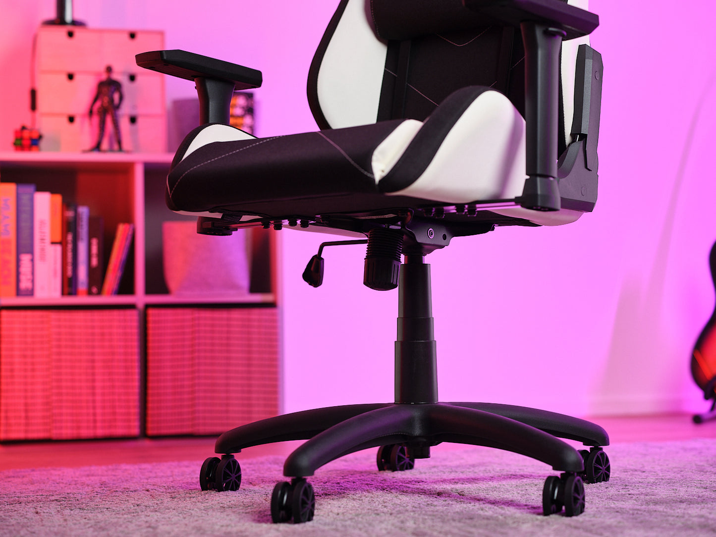 TRUST GXT714W RUYA GAMING CHAIR WHITE