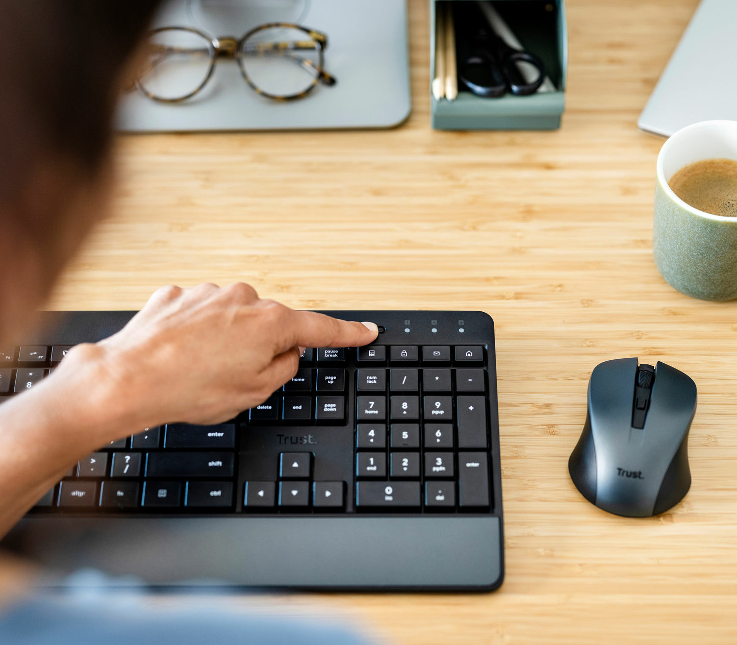 TRUST TREZO WIRELESS DESKSET ECO BE
