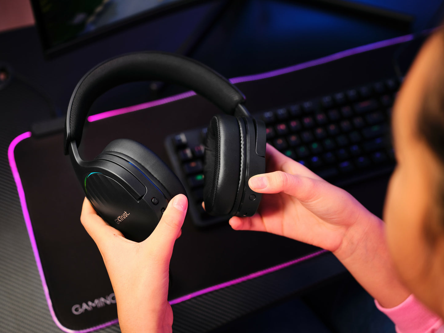 Trust GXT491 FAYZO WIRELESS HEADSET Zwart
