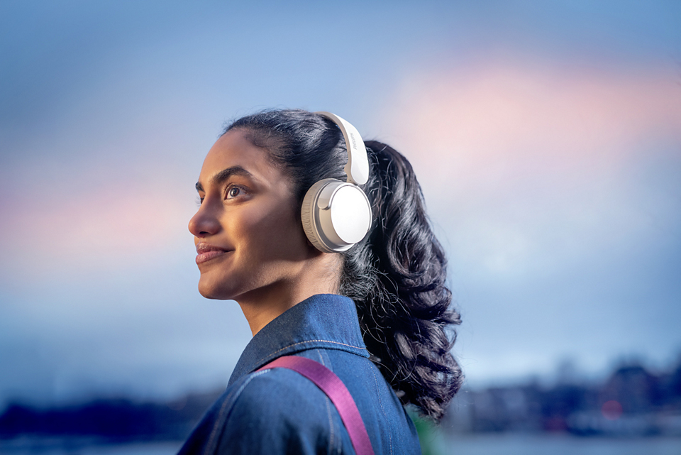 PHILIPS HEADPHONES ON EAR TAH4209WT00