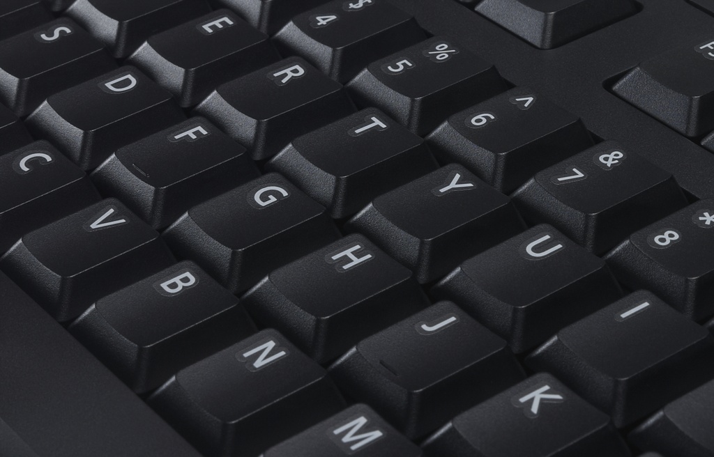 Keyboard : US/Euro (QWERTY) Dell KB-522Wired Business Multim
