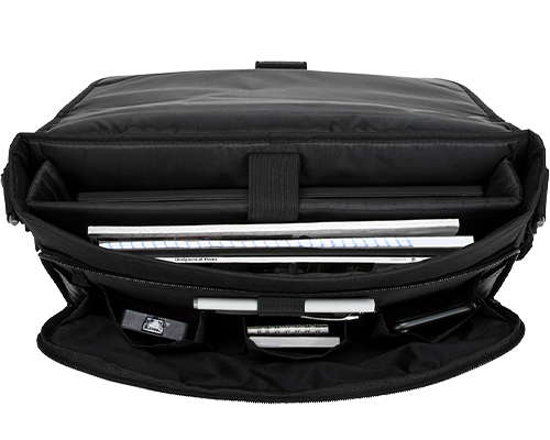 ThinkPad Essential 15.6in Messenger
