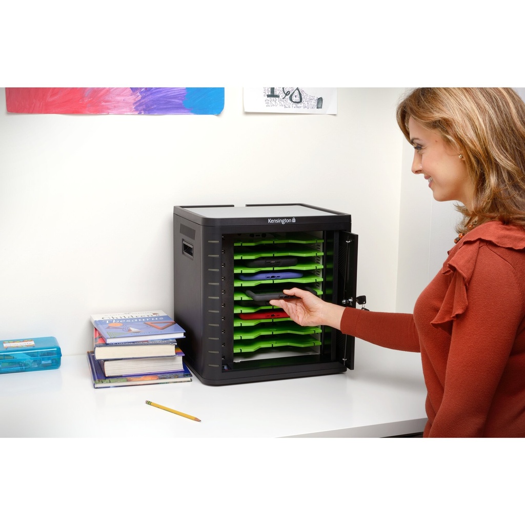 Sync Cabinet Universal Tablet - Black K67862EU