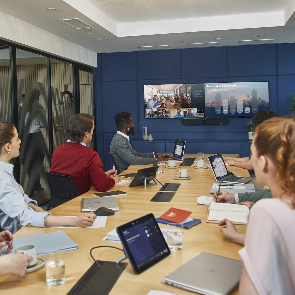 Poly Studio X72 All-In-One Video Bar CH